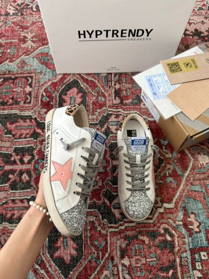 گلدن گوس/golden goose