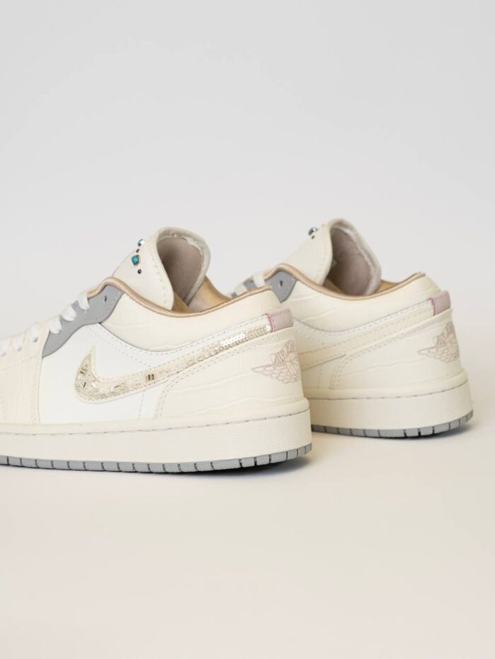 جردن ۱ لو سیل پیرل/Jordan 1 low sail pearl - تصویر 2