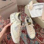 گلدن گوس/golden goose