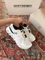 آن کلودرانر ۲ سفید /On Cloudrunner 2 white - تصویر 2