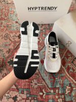 آن کلودرانر ۲ سفید /On Cloudrunner 2 white - تصویر 6