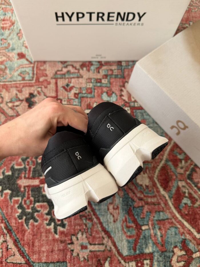 آن کلودرانر ۲ مشکی /On Cloudrunner 2 black - تصویر 4