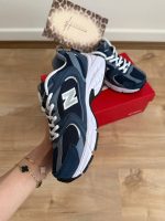 Newbalance 530  نیوبالانس 530  2 - Image 4