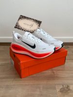 Nike vomero plus  نایکی ومرو پلاس - Image 3