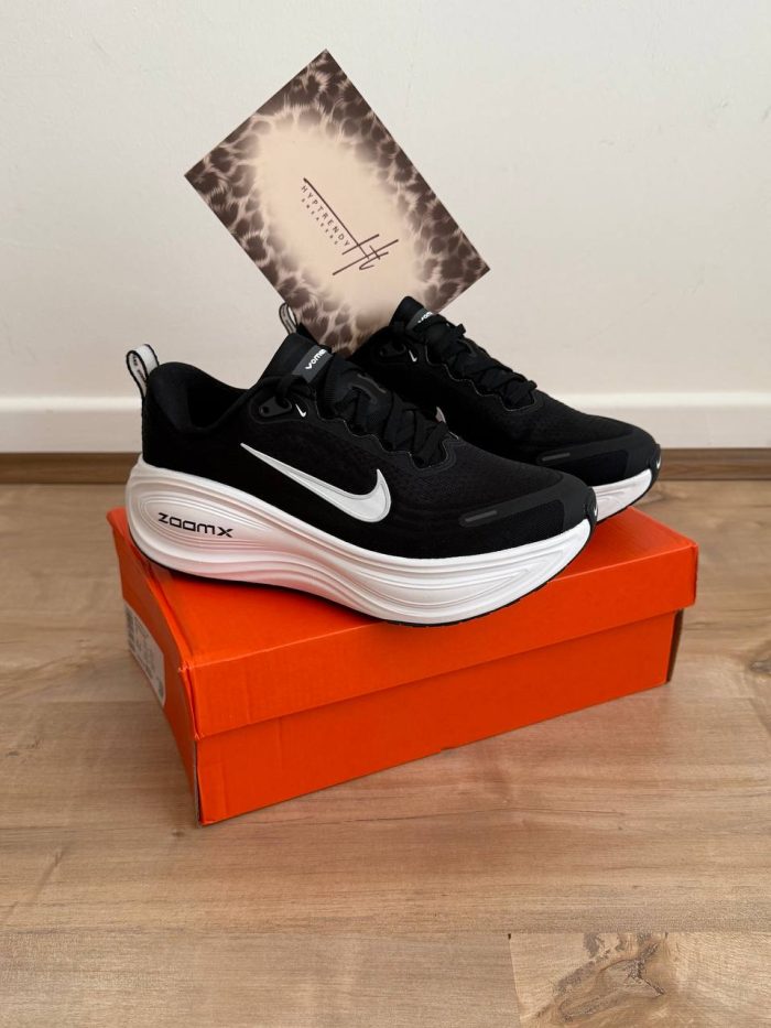 Nike vomero plus  نایکی ومرو پلاس  2 - Image 4