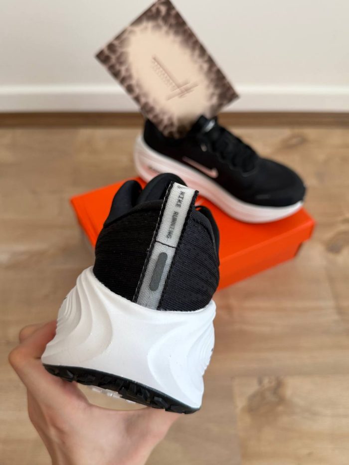 Nike vomero plus  نایکی ومرو پلاس  2 - Image 5