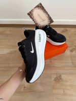 Nike vomero plus  نایکی ومرو پلاس  2 - Image 7