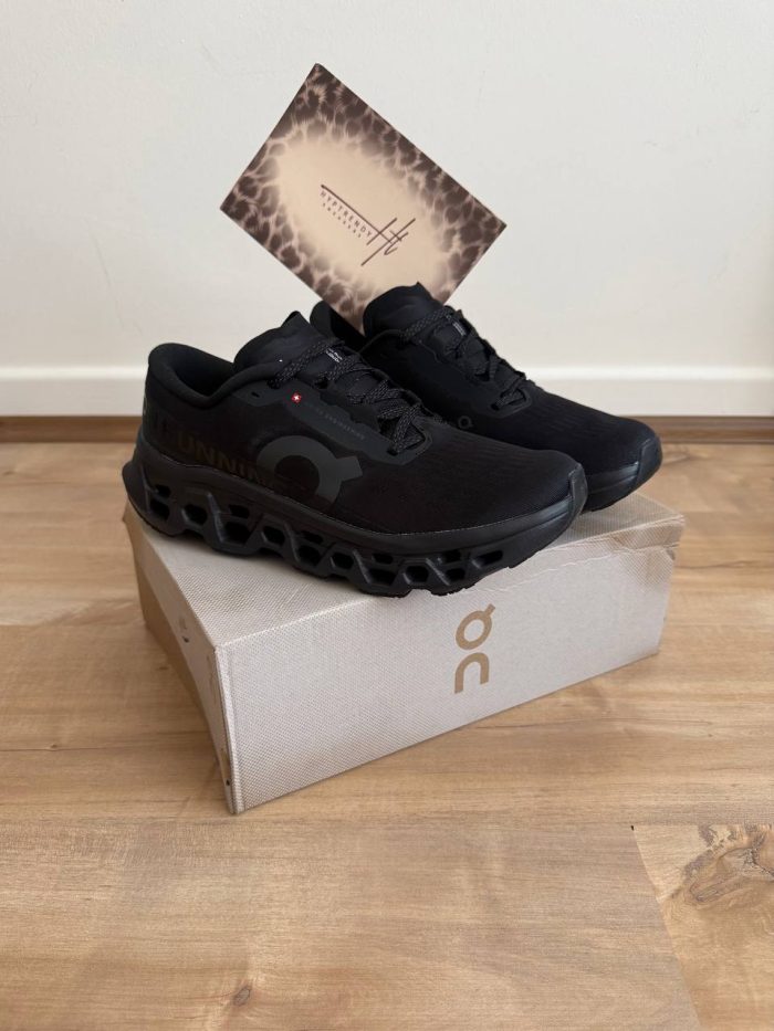 On running cloudmonster 3  آن رانینگ کلود مانستر 2 - Image 2