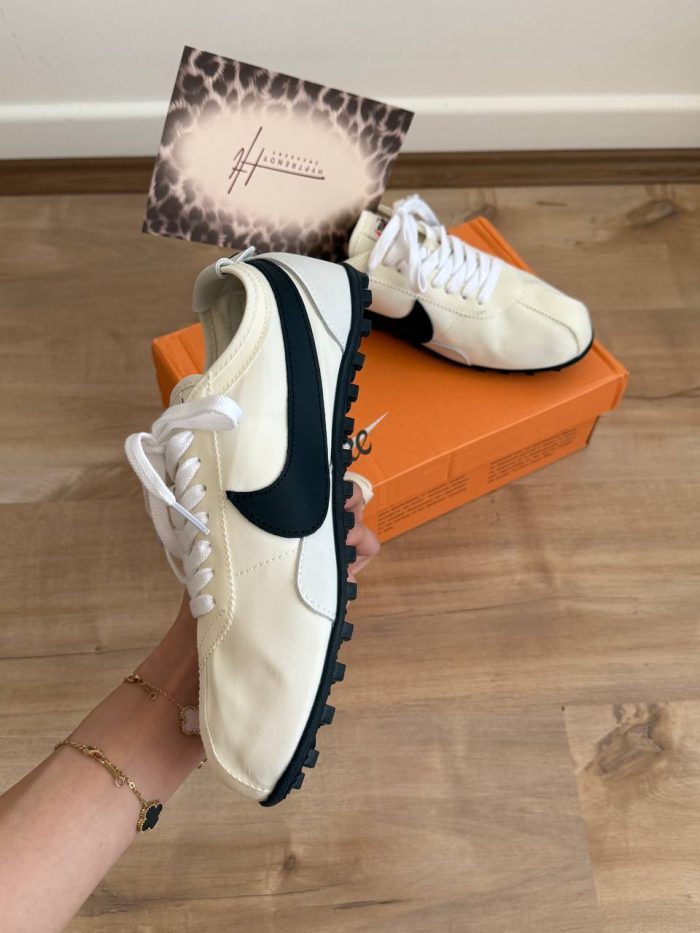 Nike moon shoe  نایکی مون شو 1 - Image 3