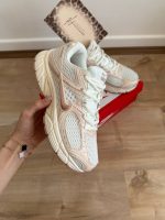 Nike v5  نایکی وی فایو 1