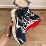 Nike v5  نایکی وی فایو 2